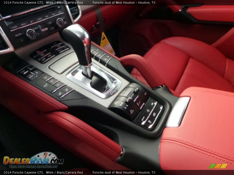 2014 Porsche Cayenne GTS Shifter Photo #15