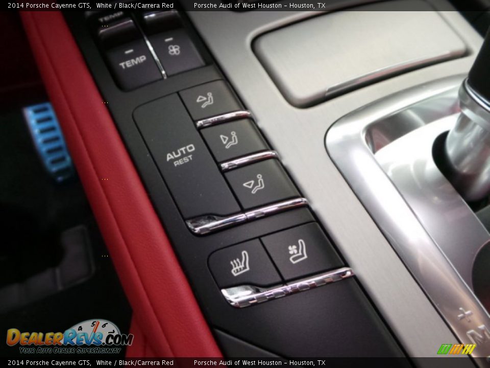 Controls of 2014 Porsche Cayenne GTS Photo #19