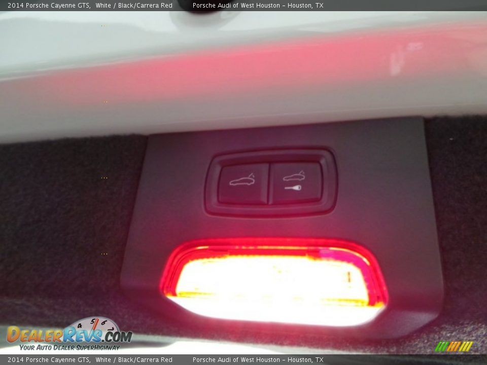 2014 Porsche Cayenne GTS White / Black/Carrera Red Photo #30
