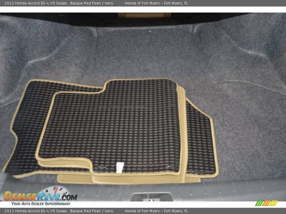 2011 Honda Accord EX-L V6 Sedan Basque Red Pearl / Ivory Photo #28