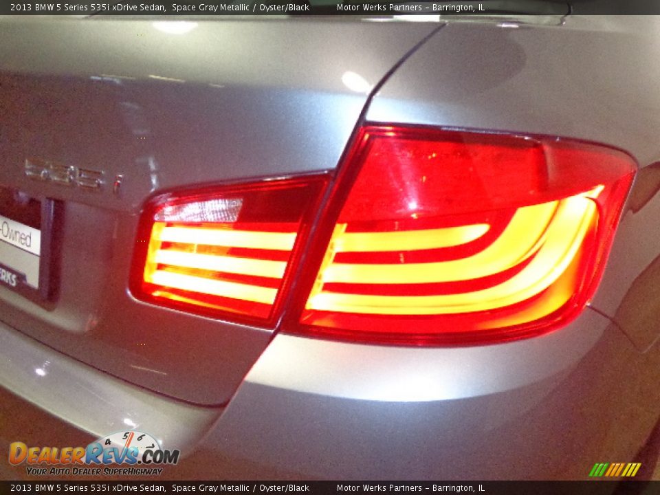 2013 BMW 5 Series 535i xDrive Sedan Space Gray Metallic / Oyster/Black Photo #14