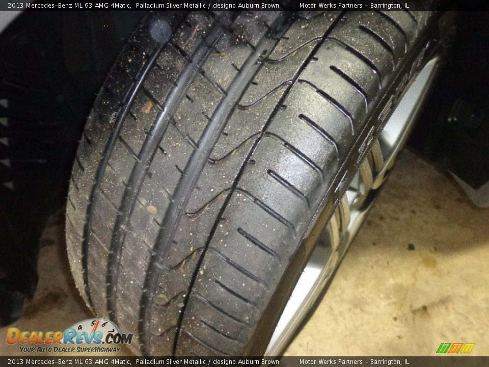 2013 Mercedes-Benz ML 63 AMG 4Matic Palladium Silver Metallic / designo Auburn Brown Photo #20
