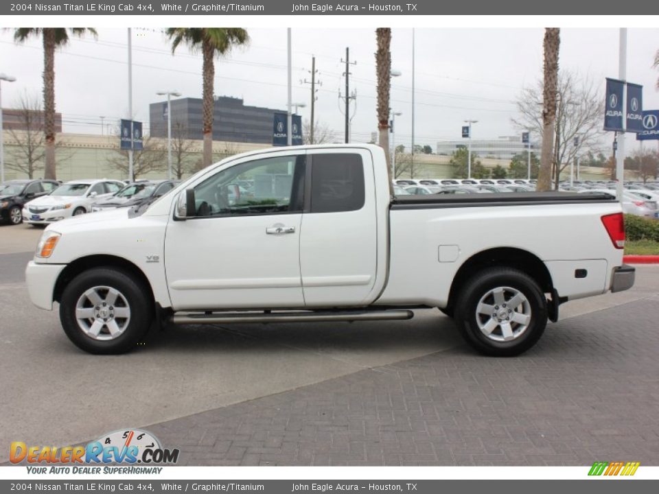 2004 Nissan Titan LE King Cab 4x4 White / Graphite/Titanium Photo #5