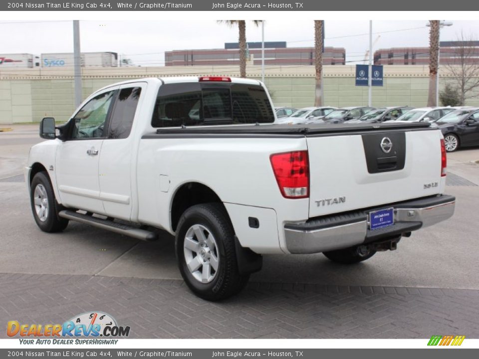 2004 Nissan Titan LE King Cab 4x4 White / Graphite/Titanium Photo #7