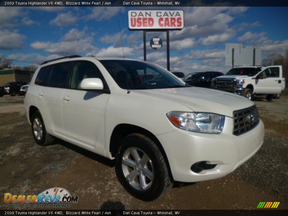 2009 Toyota Highlander V6 4WD Blizzard White Pearl / Ash Photo #1