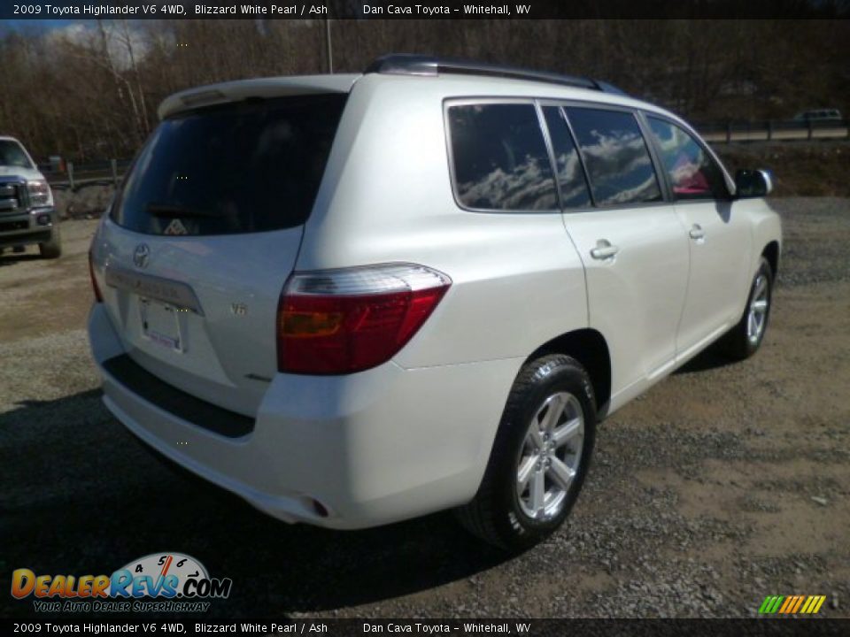 2009 Toyota Highlander V6 4WD Blizzard White Pearl / Ash Photo #6