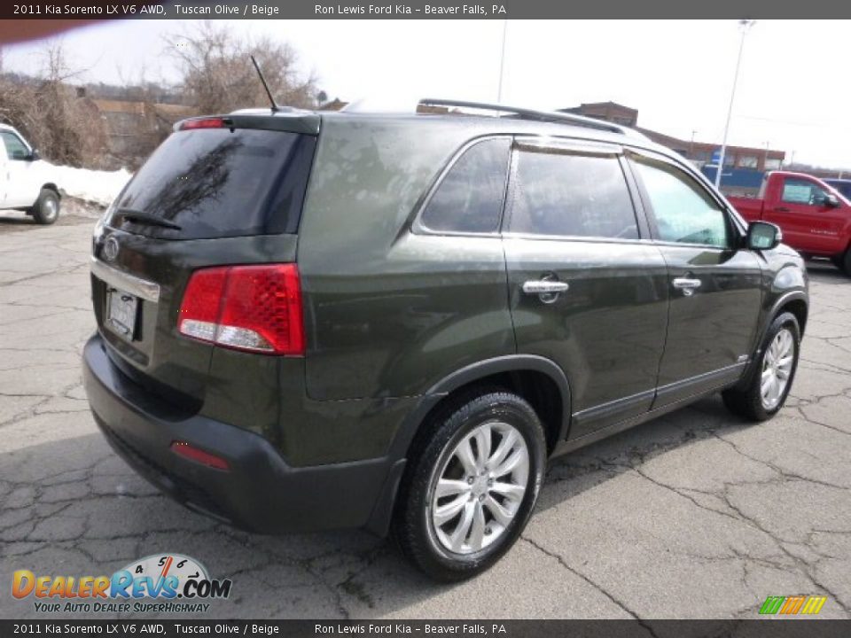 2011 Kia Sorento LX V6 AWD Tuscan Olive / Beige Photo #8