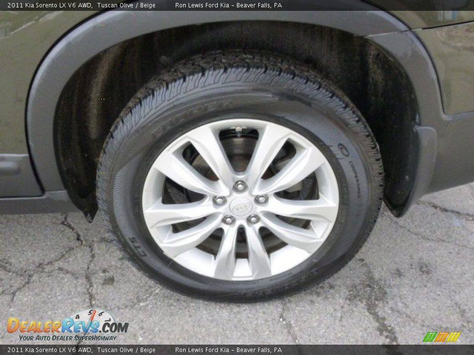 2011 Kia Sorento LX V6 AWD Tuscan Olive / Beige Photo #9