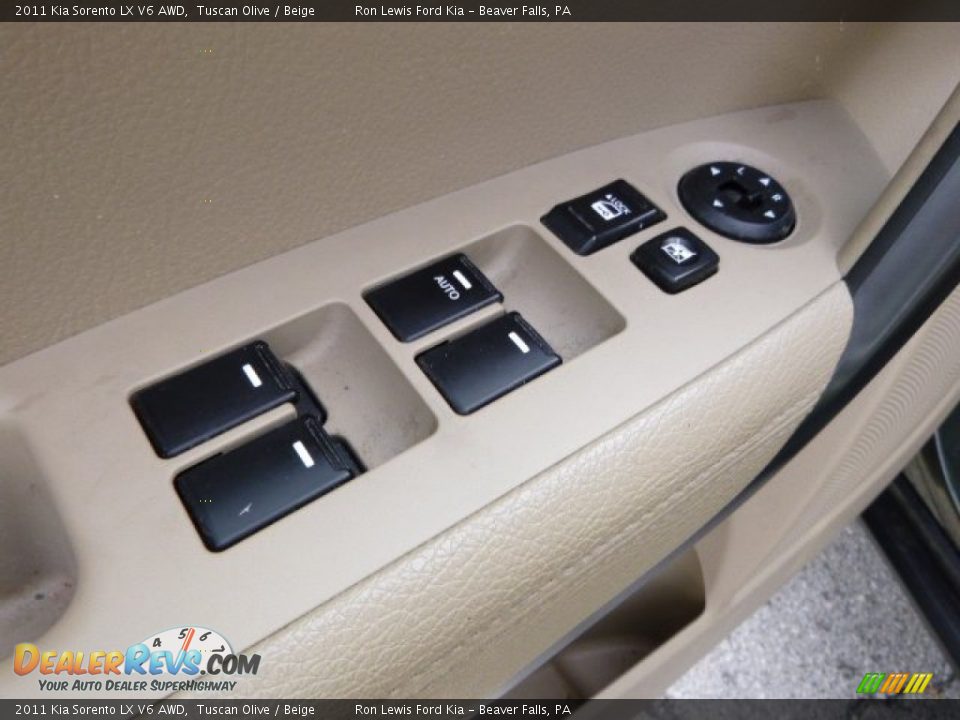 2011 Kia Sorento LX V6 AWD Tuscan Olive / Beige Photo #13