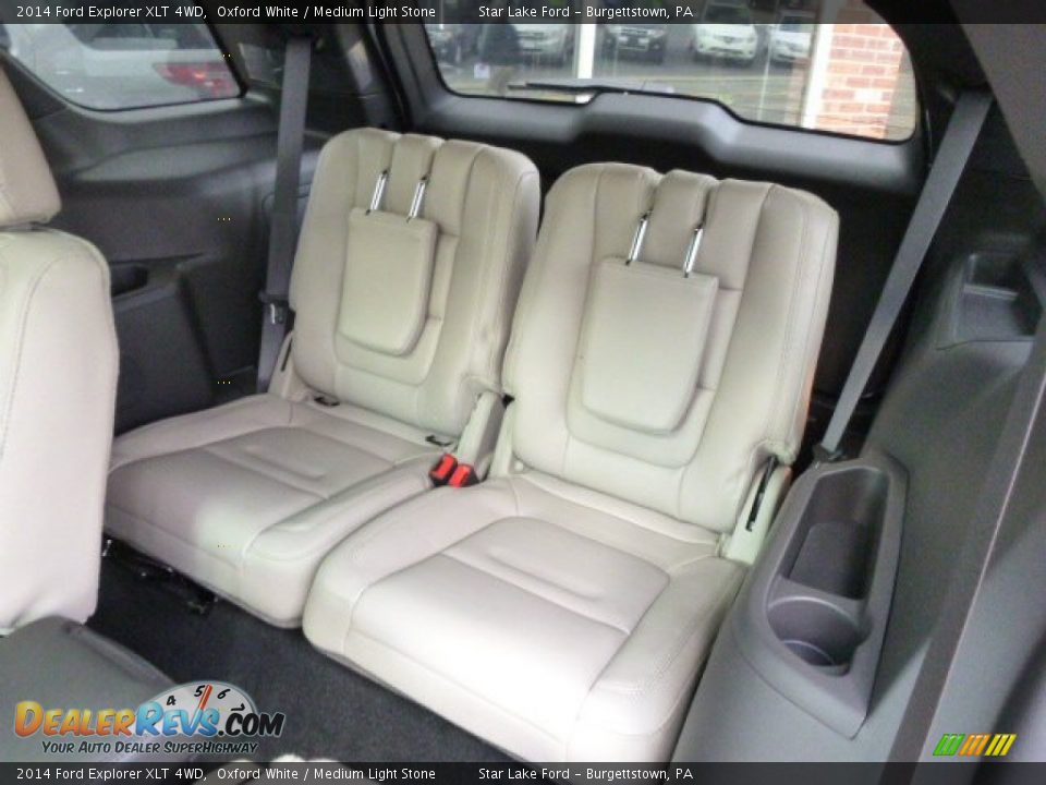 2014 Ford Explorer XLT 4WD Oxford White / Medium Light Stone Photo #11