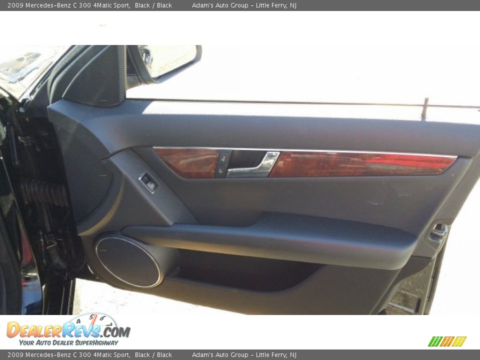 2009 Mercedes-Benz C 300 4Matic Sport Black / Black Photo #27