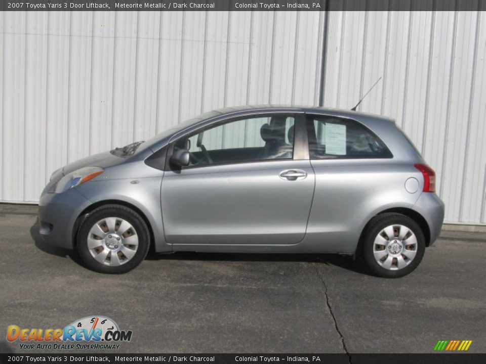 2007 Toyota Yaris 3 Door Liftback Meteorite Metallic / Dark Charcoal Photo #2