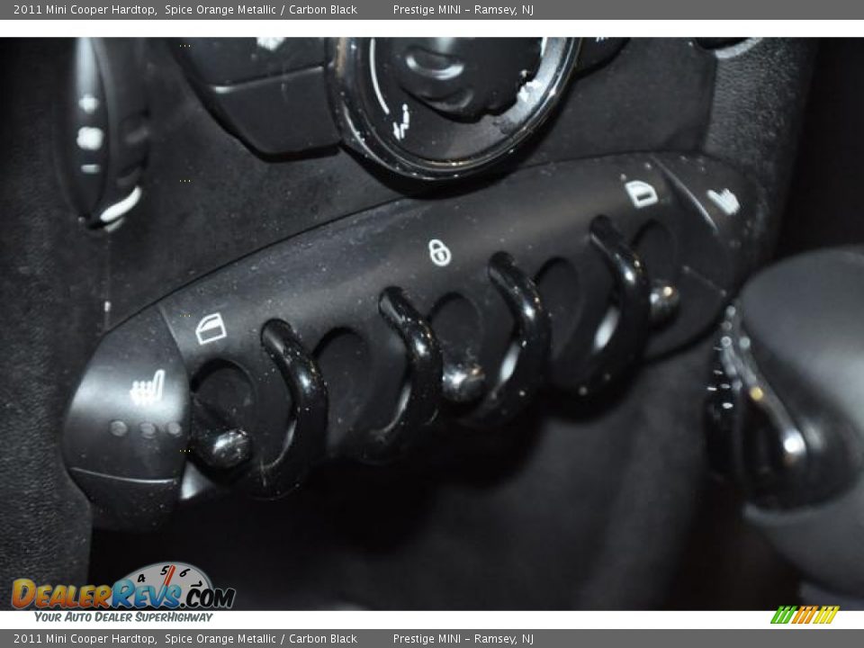 2011 Mini Cooper Hardtop Spice Orange Metallic / Carbon Black Photo #26