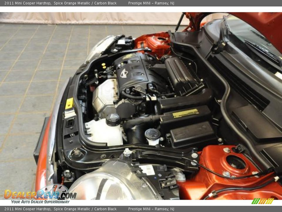2011 Mini Cooper Hardtop Spice Orange Metallic / Carbon Black Photo #32