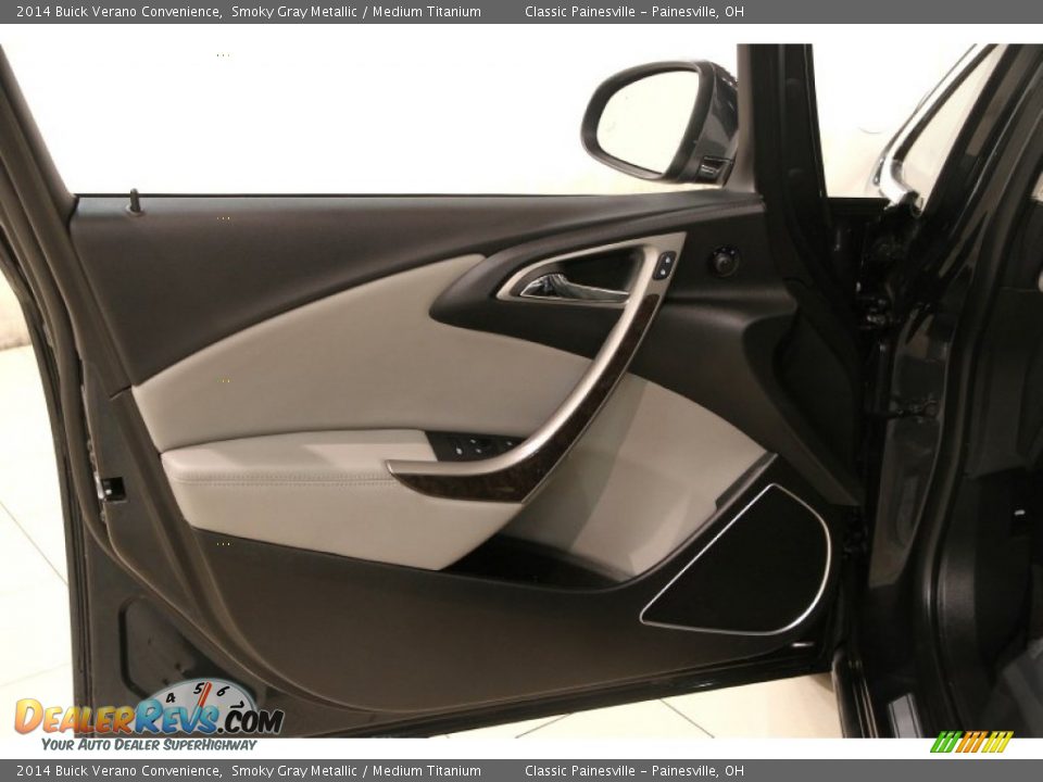 Door Panel of 2014 Buick Verano Convenience Photo #4