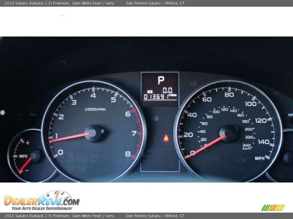 2013 Subaru Outback 2.5i Premium Satin White Pearl / Ivory Photo #15