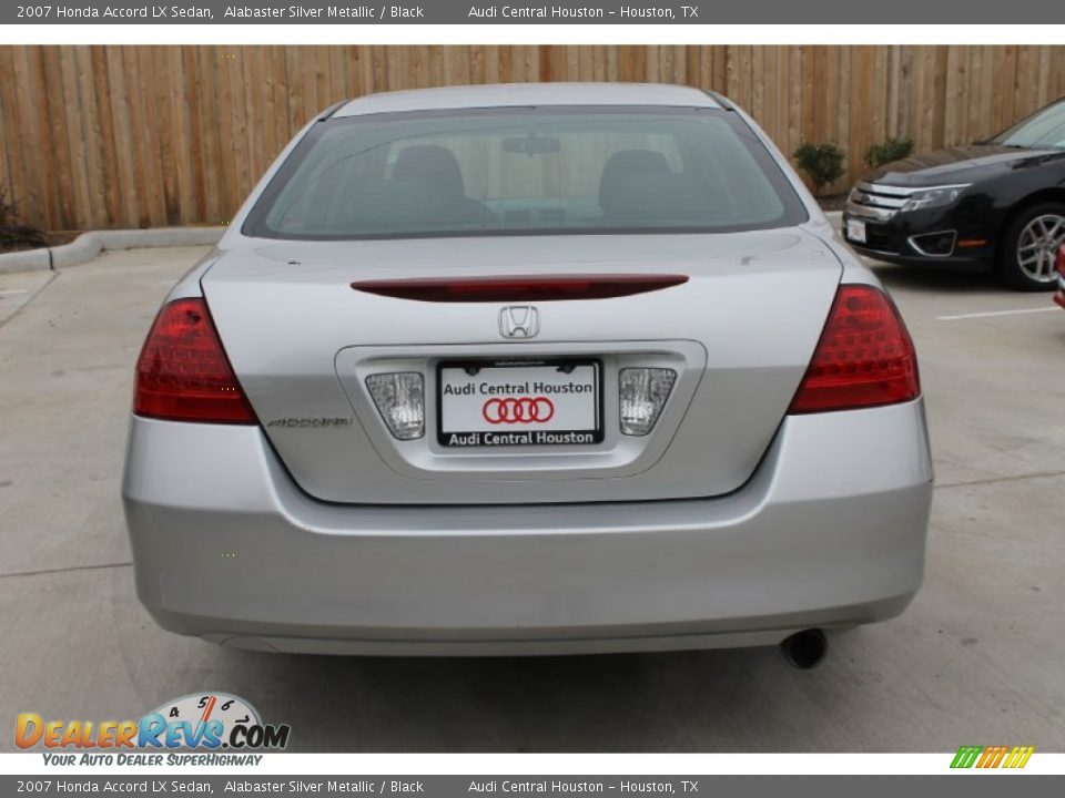 2007 Honda Accord LX Sedan Alabaster Silver Metallic / Black Photo #8
