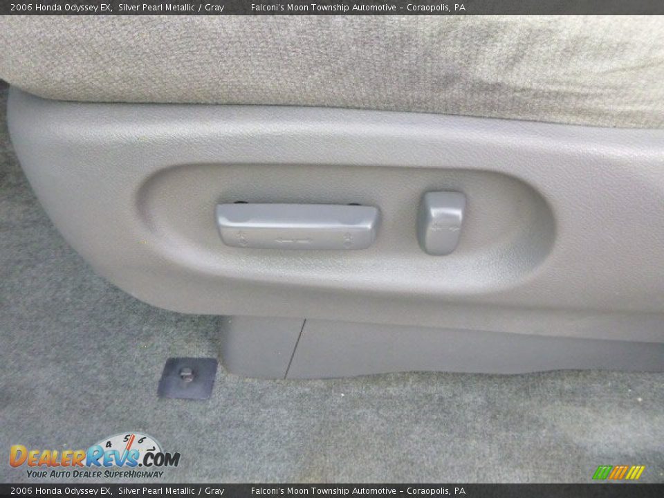 2006 Honda Odyssey EX Silver Pearl Metallic / Gray Photo #20
