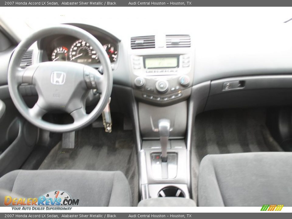 2007 Honda Accord LX Sedan Alabaster Silver Metallic / Black Photo #22
