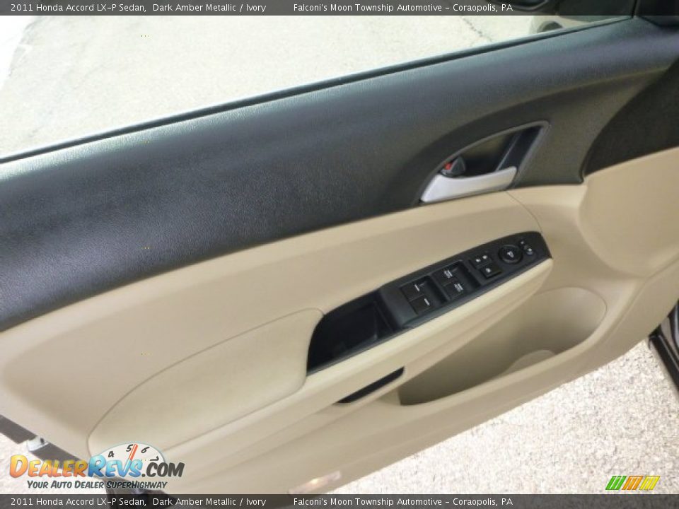 2011 Honda Accord LX-P Sedan Dark Amber Metallic / Ivory Photo #19