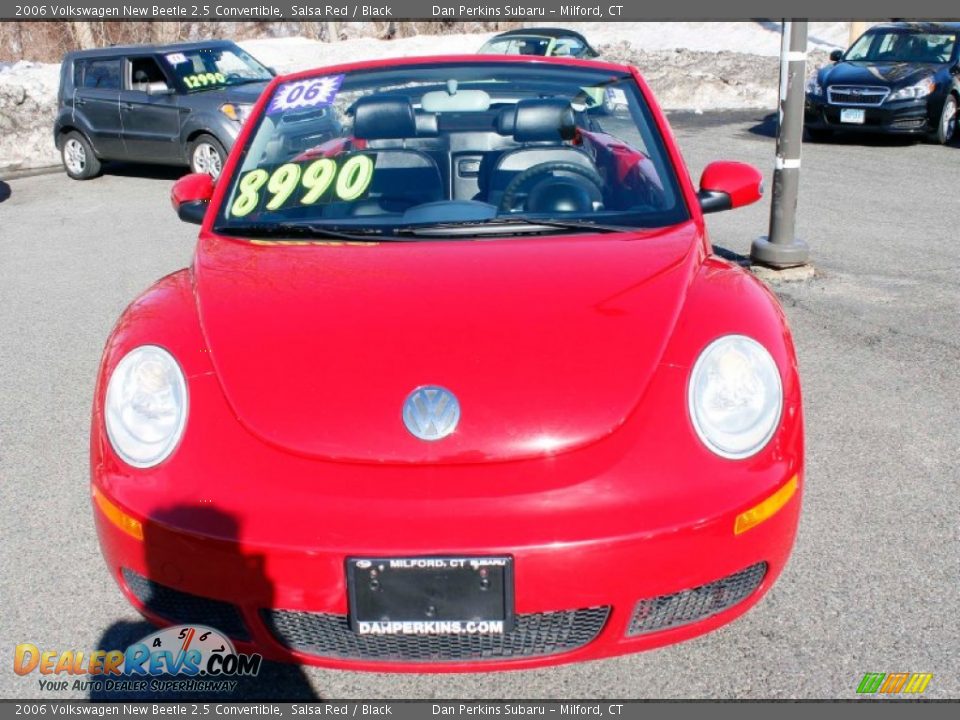 2006 Volkswagen New Beetle 2.5 Convertible Salsa Red / Black Photo #2
