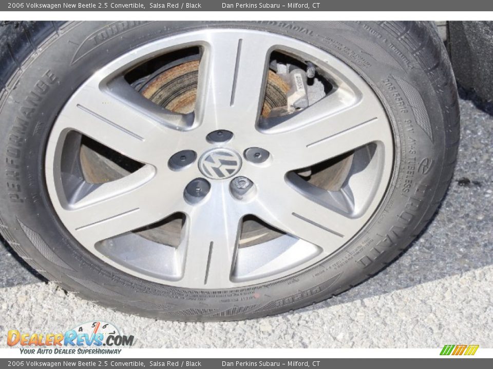 2006 Volkswagen New Beetle 2.5 Convertible Salsa Red / Black Photo #18