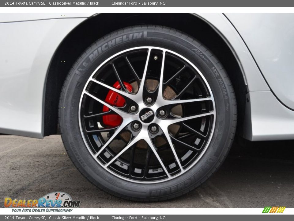 2014 Toyota Camry SE Classic Silver Metallic / Black Photo #10