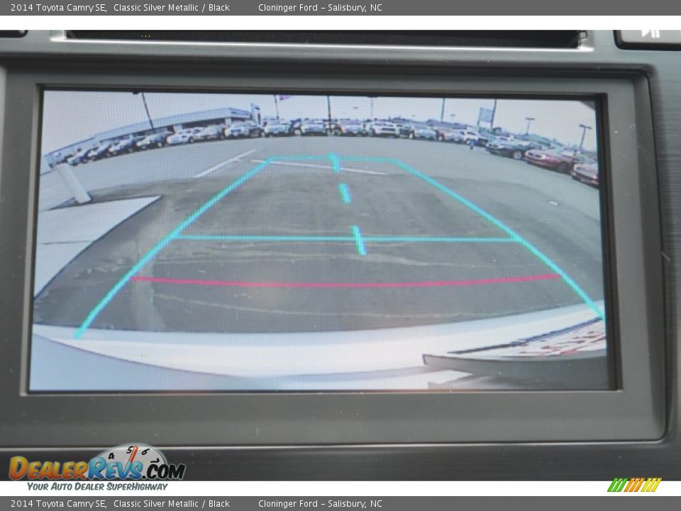 2014 Toyota Camry SE Classic Silver Metallic / Black Photo #14