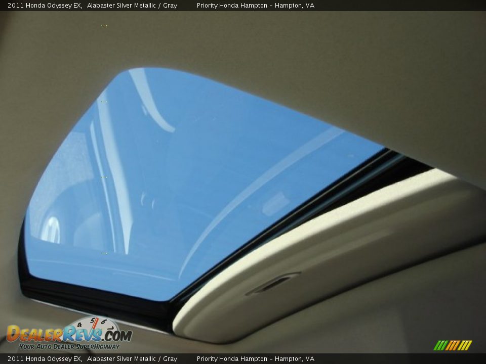 2011 Honda Odyssey EX Alabaster Silver Metallic / Gray Photo #10