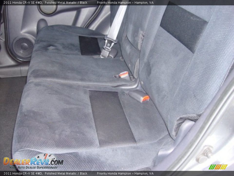 2011 Honda CR-V SE 4WD Polished Metal Metallic / Black Photo #10
