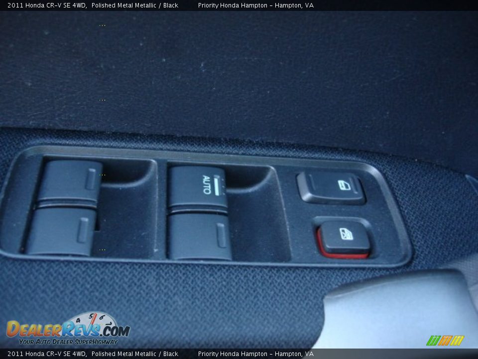 2011 Honda CR-V SE 4WD Polished Metal Metallic / Black Photo #16