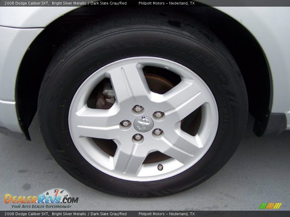 2008 Dodge Caliber SXT Bright Silver Metallic / Dark Slate Gray/Red Photo #12