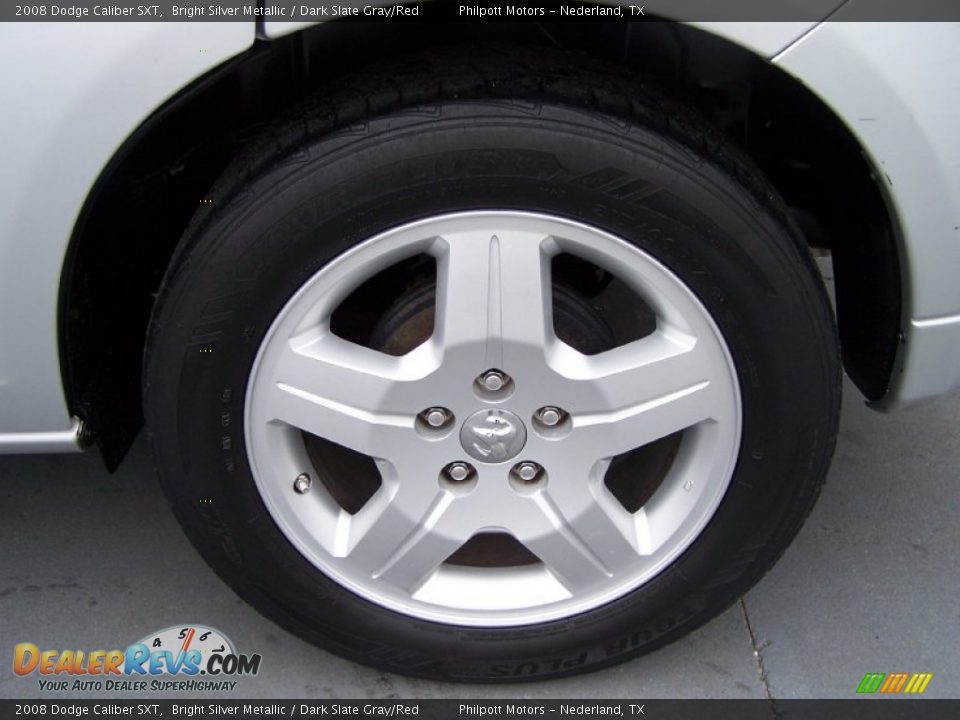 2008 Dodge Caliber SXT Bright Silver Metallic / Dark Slate Gray/Red Photo #13