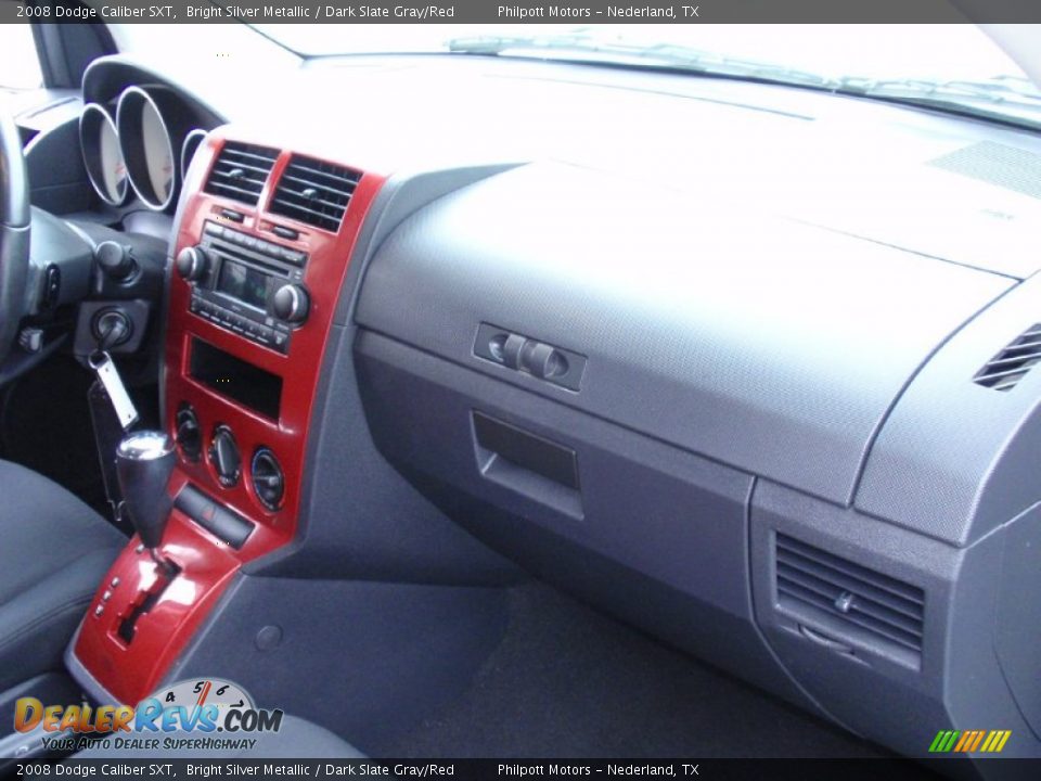 2008 Dodge Caliber SXT Bright Silver Metallic / Dark Slate Gray/Red Photo #30