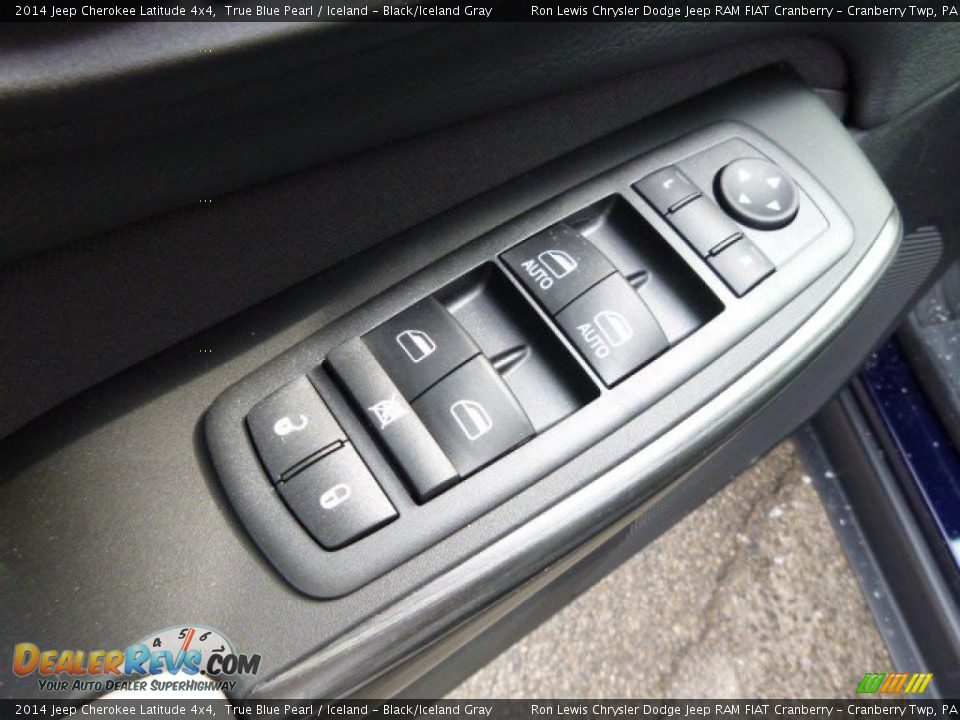 2014 Jeep Cherokee Latitude 4x4 True Blue Pearl / Iceland - Black/Iceland Gray Photo #15