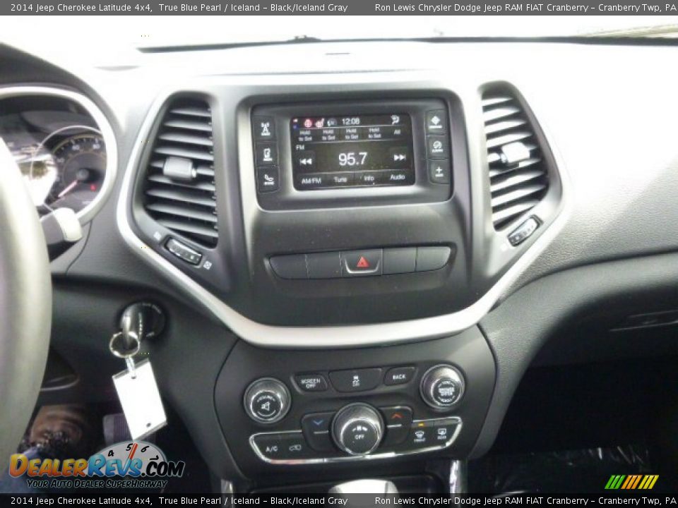 2014 Jeep Cherokee Latitude 4x4 True Blue Pearl / Iceland - Black/Iceland Gray Photo #16