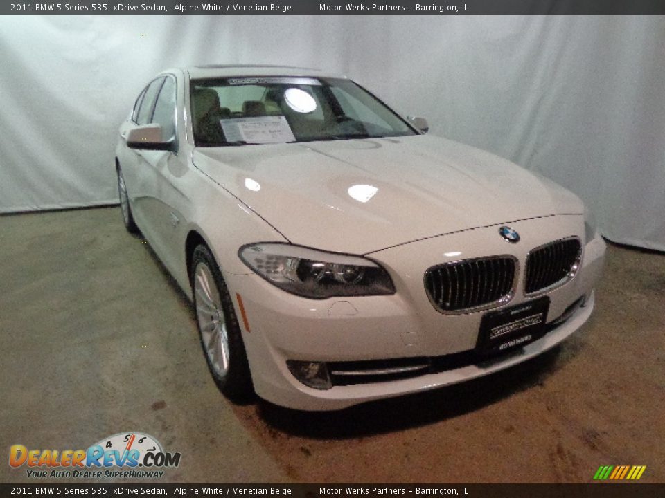 2011 BMW 5 Series 535i xDrive Sedan Alpine White / Venetian Beige Photo #1