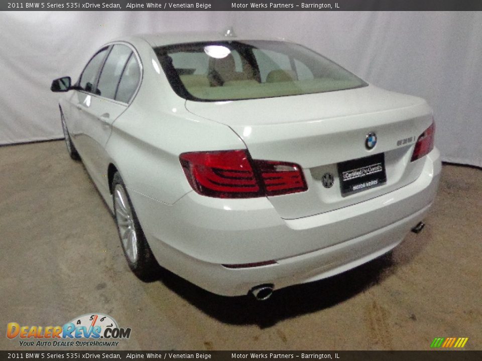 2011 BMW 5 Series 535i xDrive Sedan Alpine White / Venetian Beige Photo #6