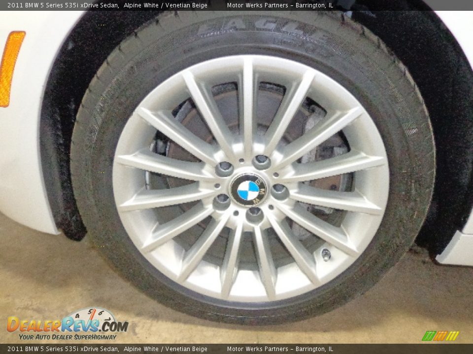 2011 BMW 5 Series 535i xDrive Sedan Alpine White / Venetian Beige Photo #19