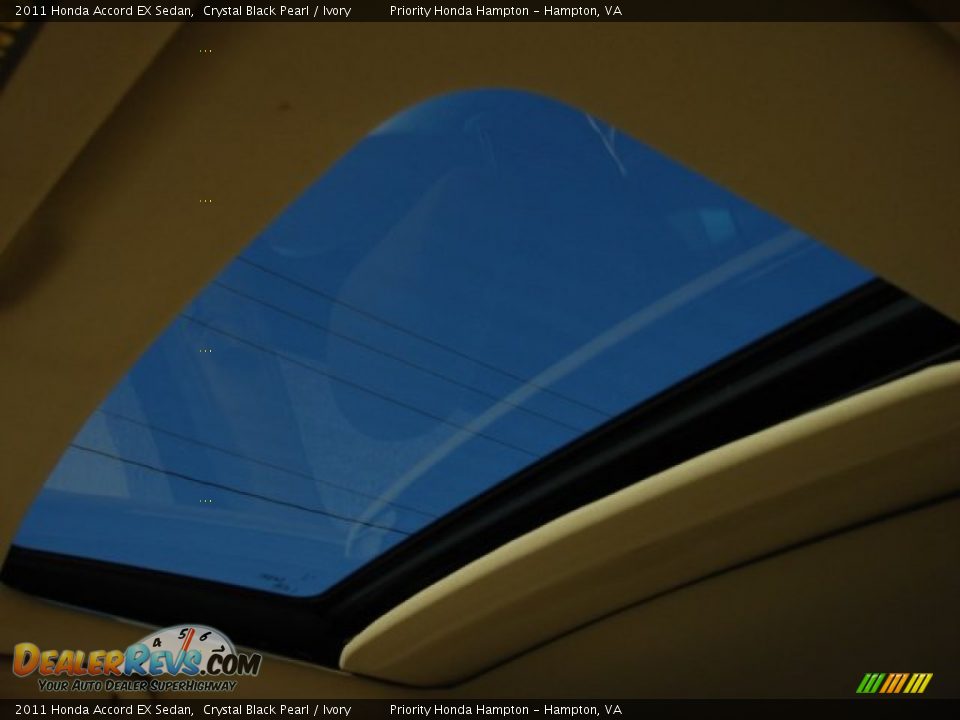 2011 Honda Accord EX Sedan Crystal Black Pearl / Ivory Photo #24