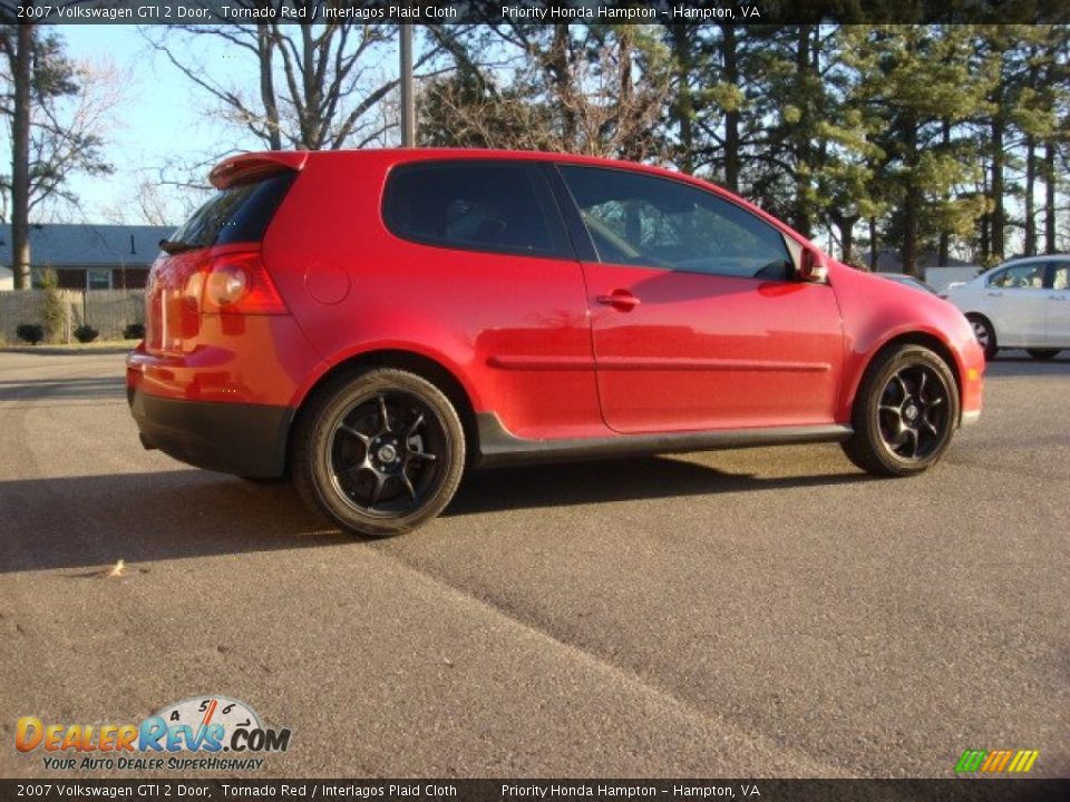 2007 Volkswagen GTI 2 Door Tornado Red / Interlagos Plaid Cloth Photo #4
