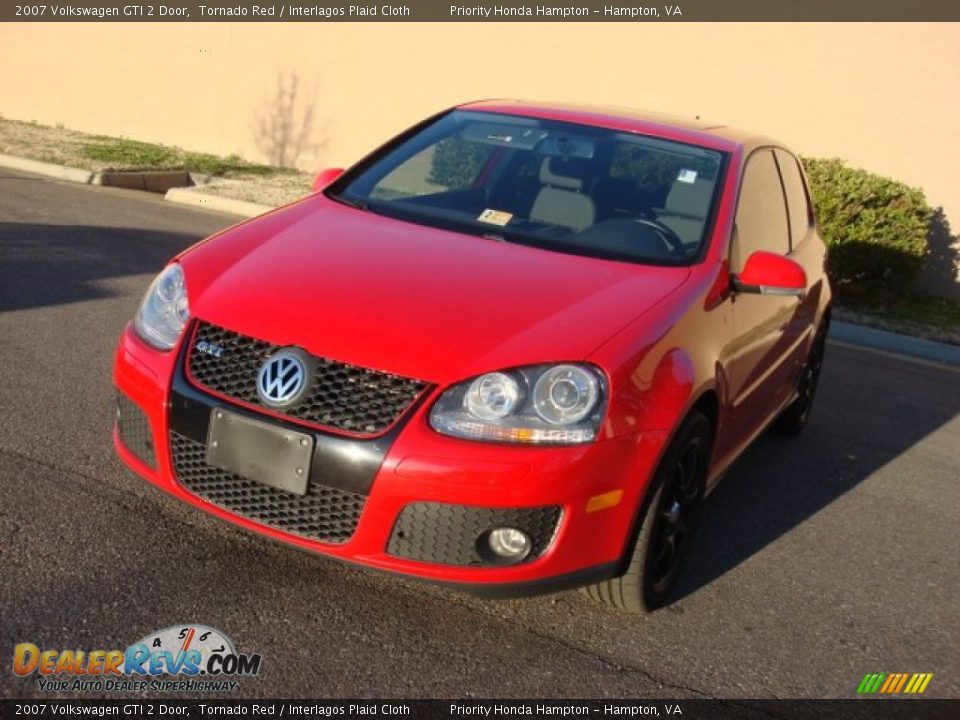 2007 Volkswagen GTI 2 Door Tornado Red / Interlagos Plaid Cloth Photo #7