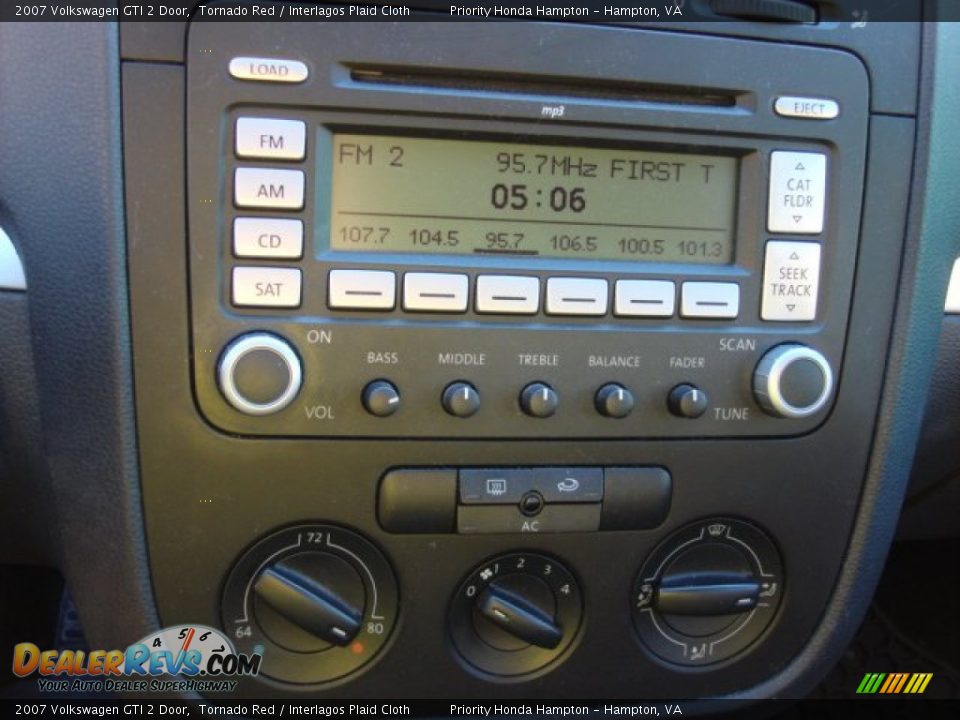 2007 Volkswagen GTI 2 Door Tornado Red / Interlagos Plaid Cloth Photo #16