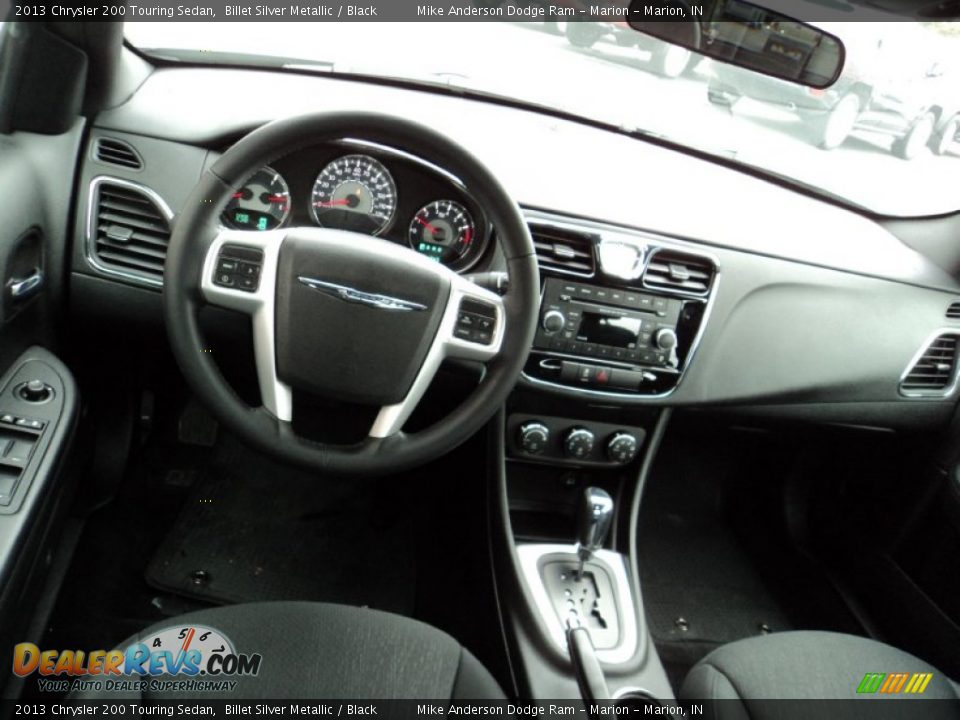 2013 Chrysler 200 Touring Sedan Billet Silver Metallic / Black Photo #12