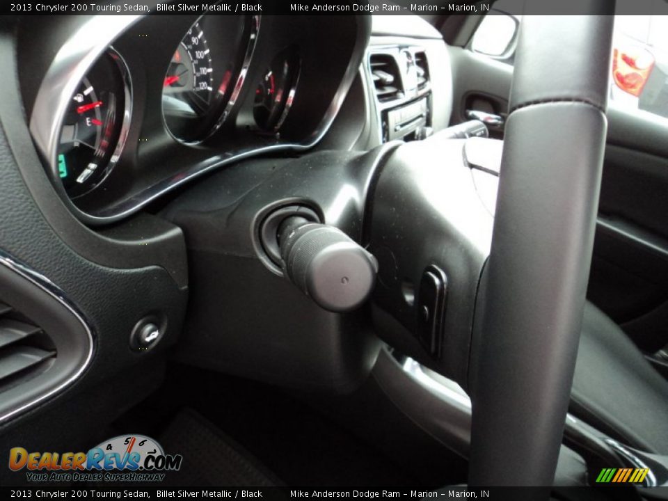 2013 Chrysler 200 Touring Sedan Billet Silver Metallic / Black Photo #20