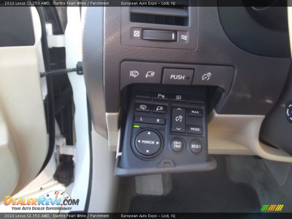 2010 Lexus GS 350 AWD Starfire Pearl White / Parchment Photo #10