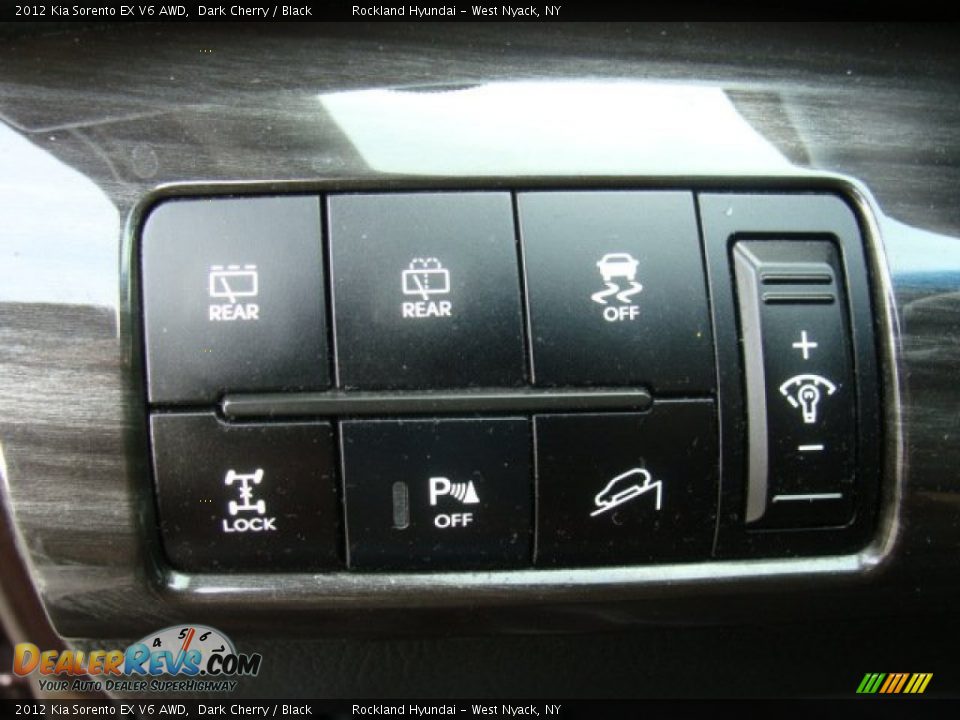 2012 Kia Sorento EX V6 AWD Dark Cherry / Black Photo #12