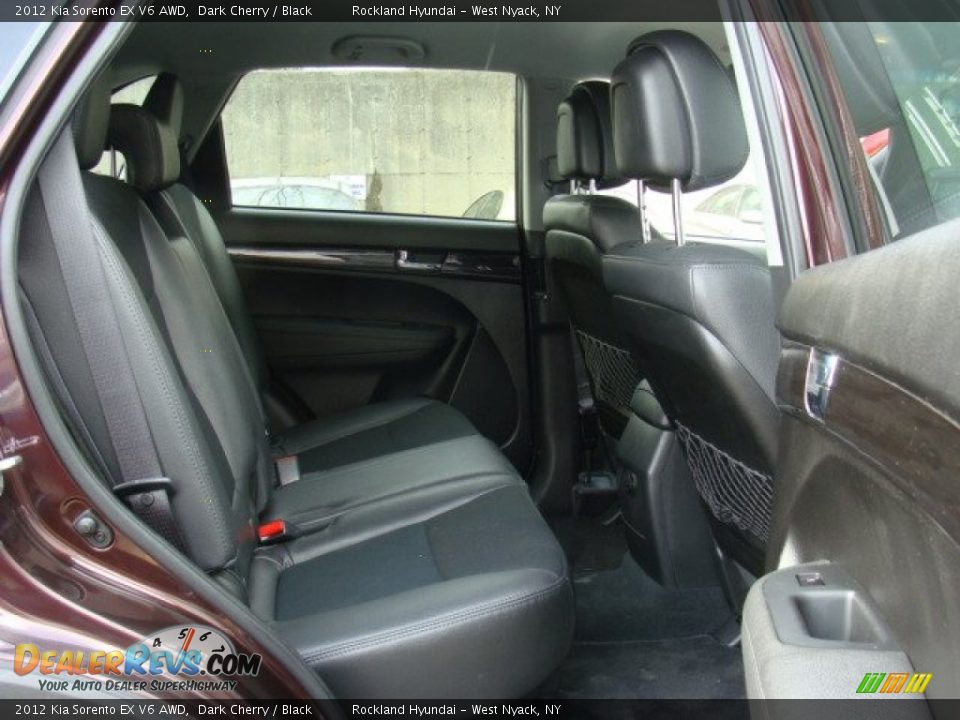 2012 Kia Sorento EX V6 AWD Dark Cherry / Black Photo #24