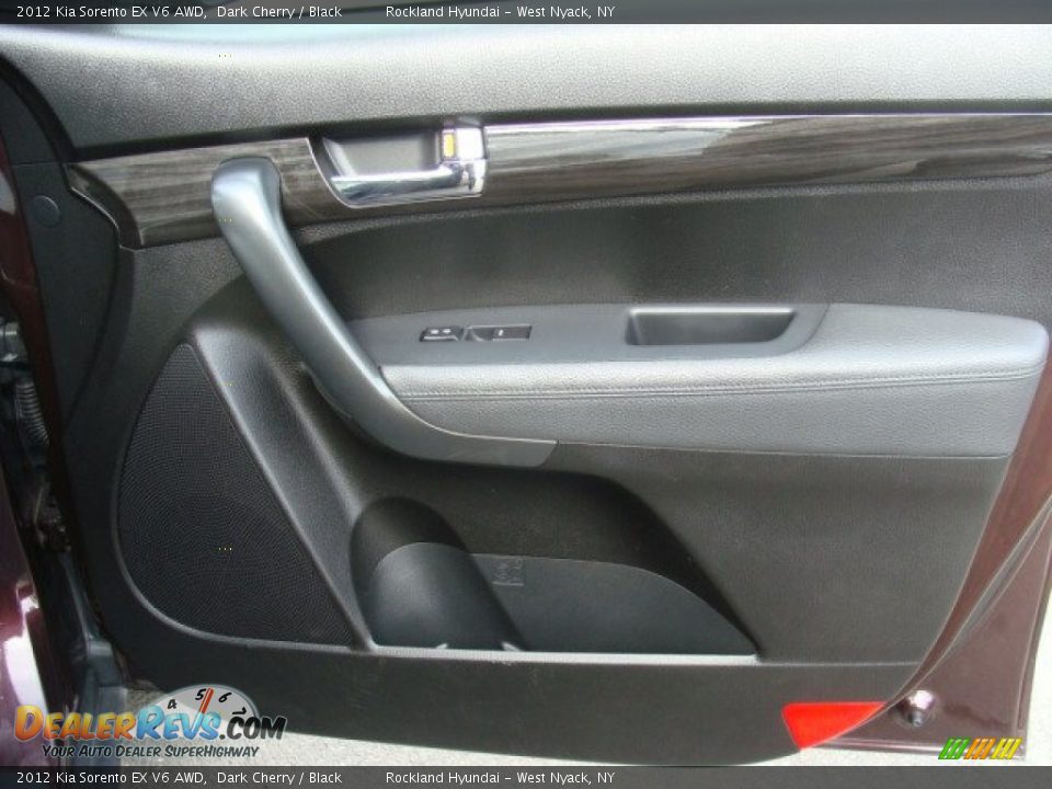 2012 Kia Sorento EX V6 AWD Dark Cherry / Black Photo #25