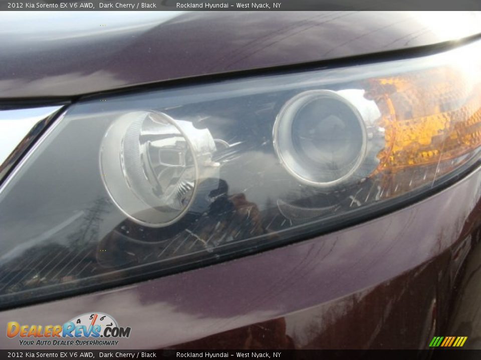 2012 Kia Sorento EX V6 AWD Dark Cherry / Black Photo #31